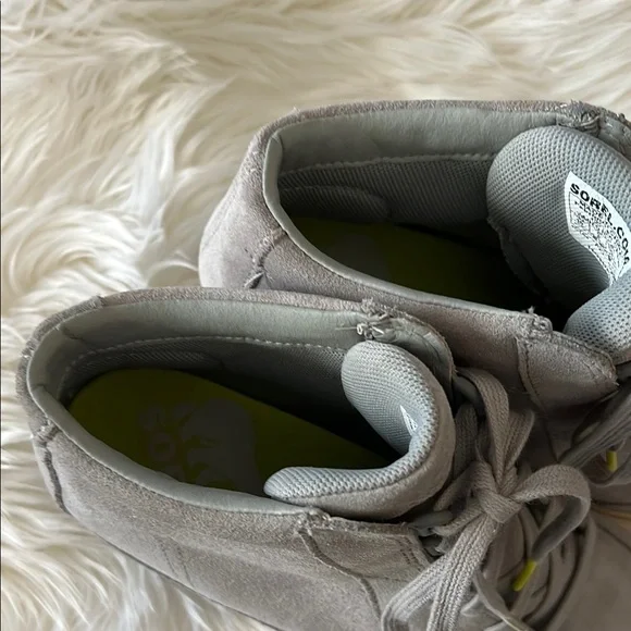 Sorel Gray Suede Wedge Boots size 10 - Picture 7 of 10